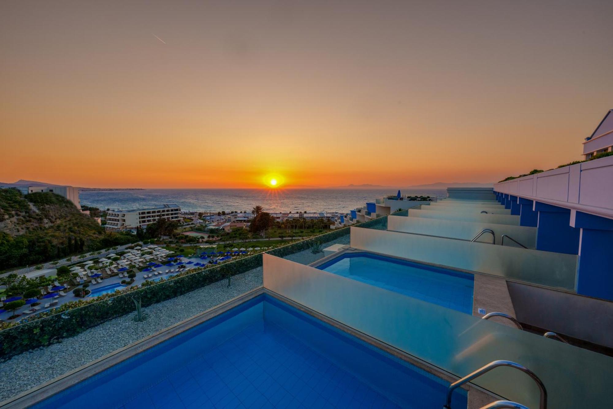 Atrium Platinum Resort & Spa Ixia  Exterior photo